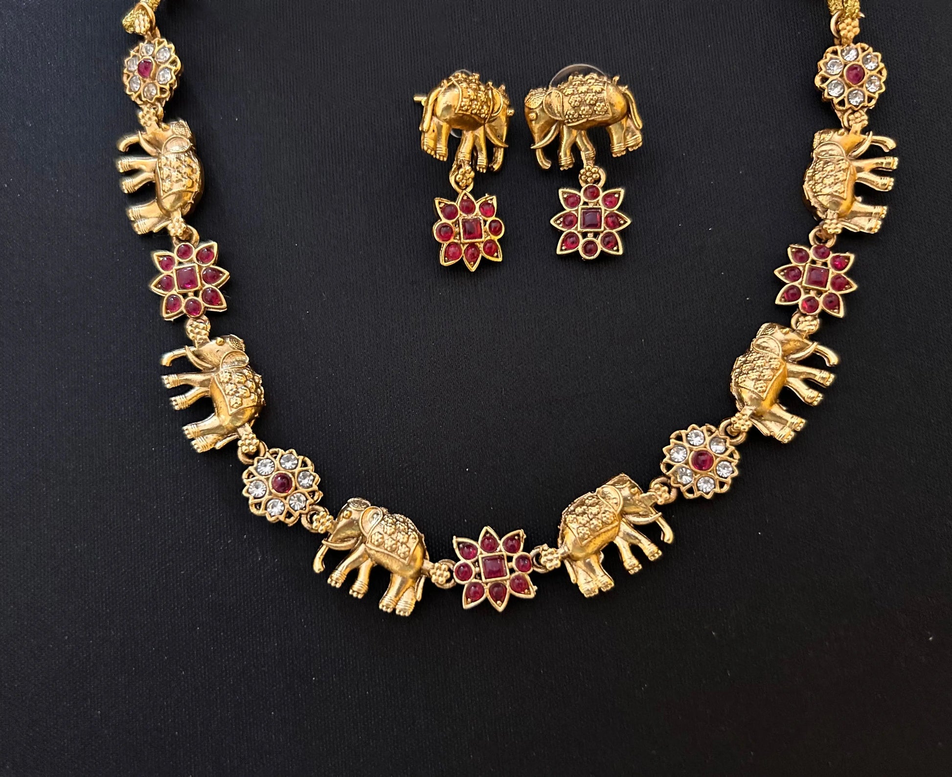 Elephant chain Mandira Silks